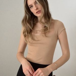 NWT Reformation Bardot top buff medium